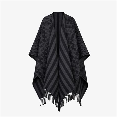 echarpes fendi|Fendi shawl poncho.